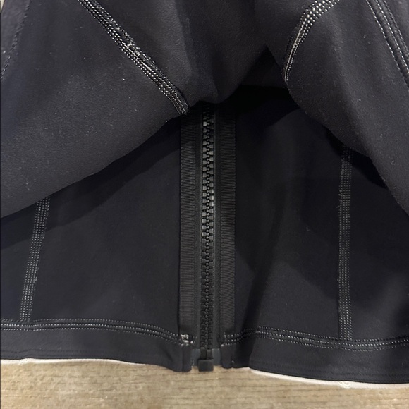 Lululemon Women's Pink and Black Jacket - Picture 6 of 7